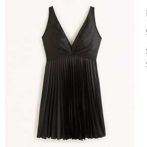 Abercrombie Plunge Pleated Mini Dress